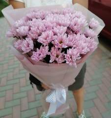 Букет розовых хризантем